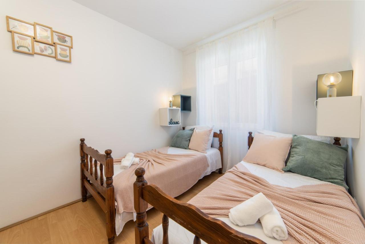 Apartman Porto Плоче Екстер'єр фото
